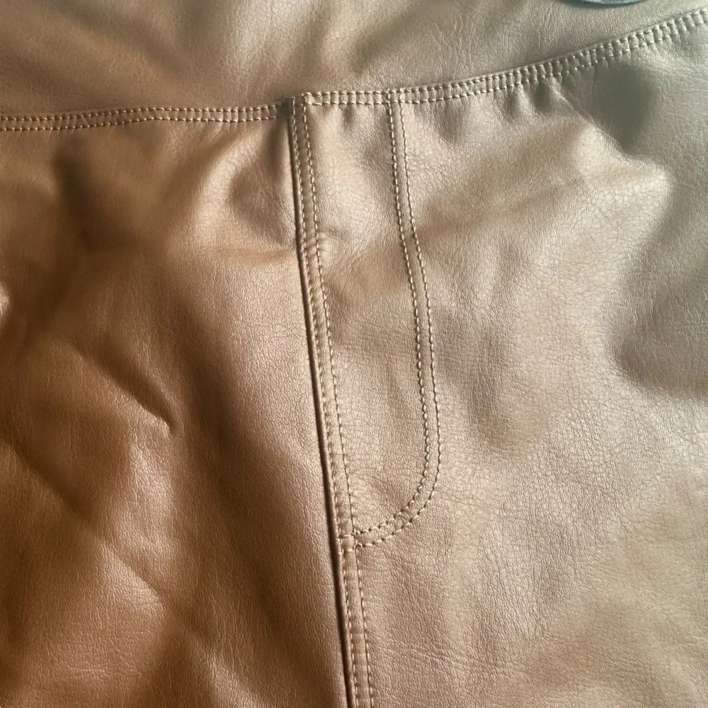 Aerie Offline Luxe Faux Leather Leggings Light Brown NWT - Picture 4 of 6